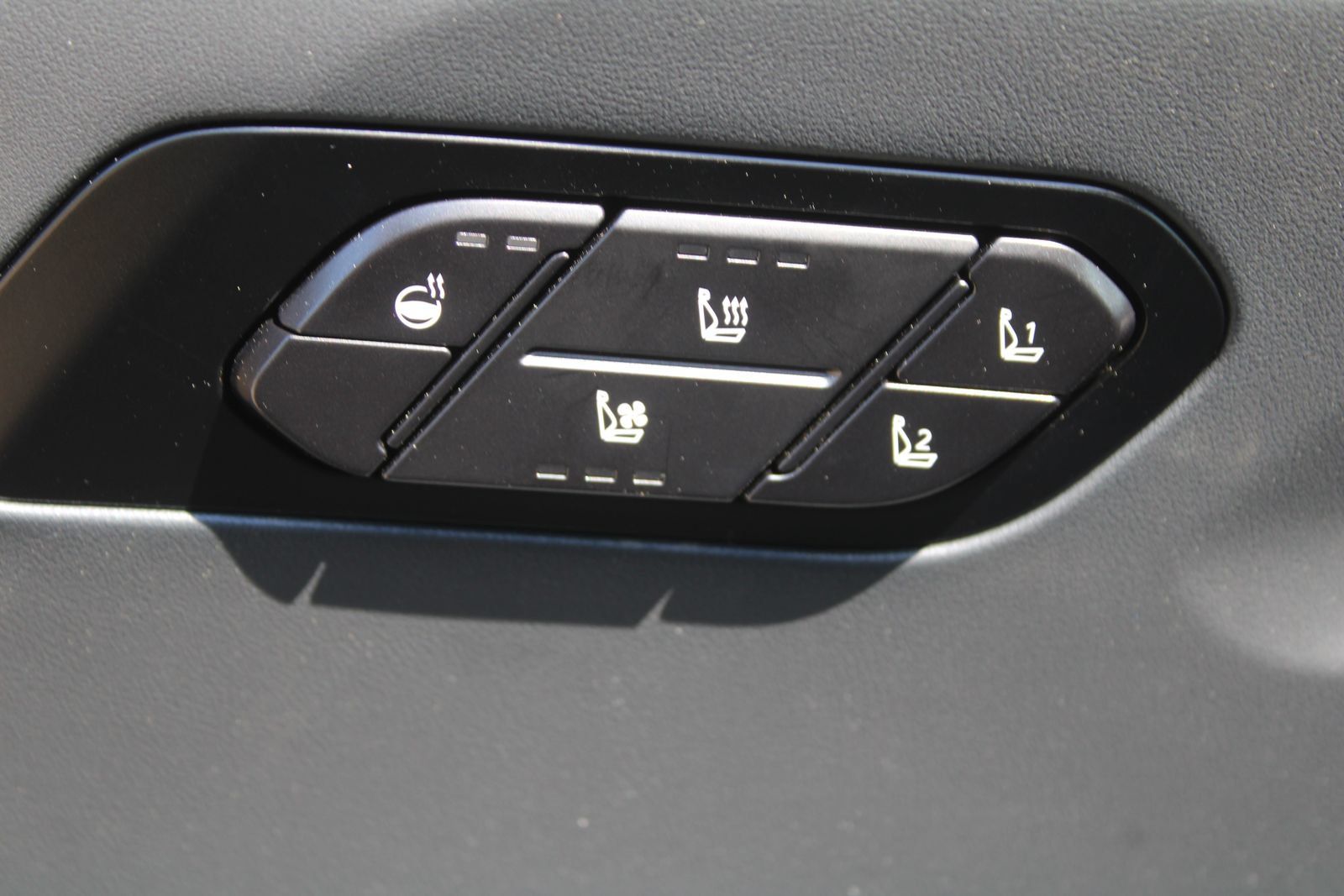 New 2027 Kia Telluride SX X-Pro AWD/4WD image 23