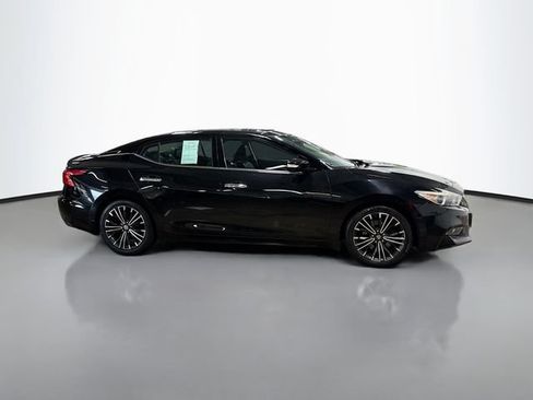 Used 2017 Nissan Maxima 3.5 SL FWD image 5