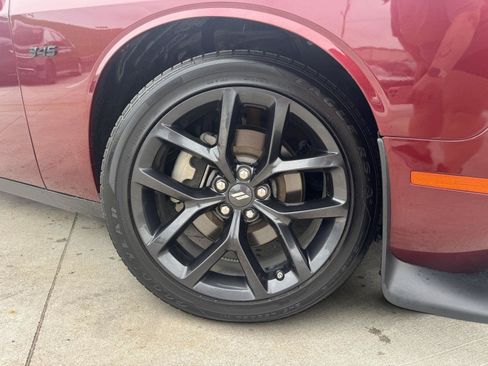 Used 2023 Dodge Challenger R/T RWD image 9