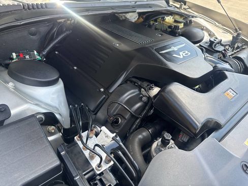 Used 2004 Ford Thunderbird Deluxe image 26