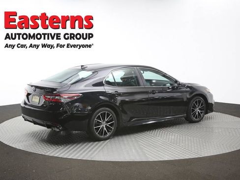 Used 2024 Toyota Camry SE w/ Convenience Package FWD image 41