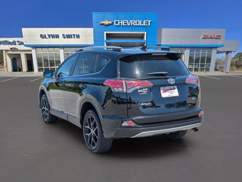 Used 2018 Toyota RAV4 SE w/ Power Extra Value Package FWD image 12