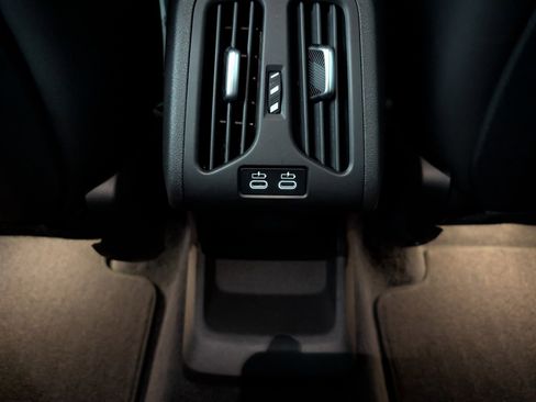 Used 2025 BMW X1 xDrive28i image 10