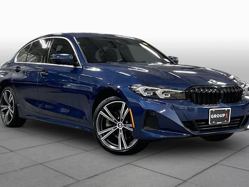 Used 2024 BMW 330i xDrive Sedan w/ Convenience Package AWD/4WD image 3