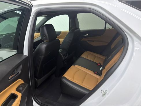 Used 2020 Chevrolet Equinox Premier FWD image 22