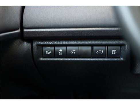 Used 2025 Toyota Camry LE FWD image 11