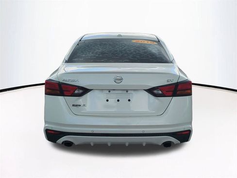 Used 2019 Nissan Altima 2.5 SV FWD image 6