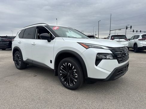 New 2026 Nissan Rogue SV image 8