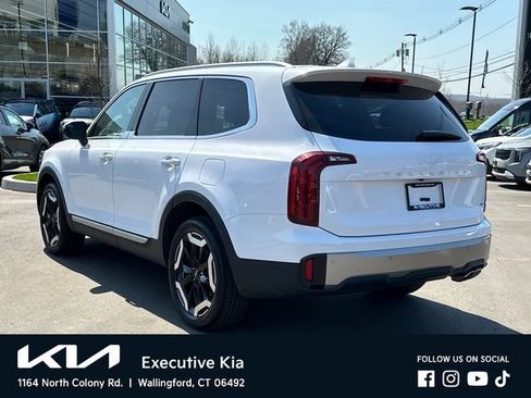 Certified 2025 Kia Telluride S AWD/4WD image 2