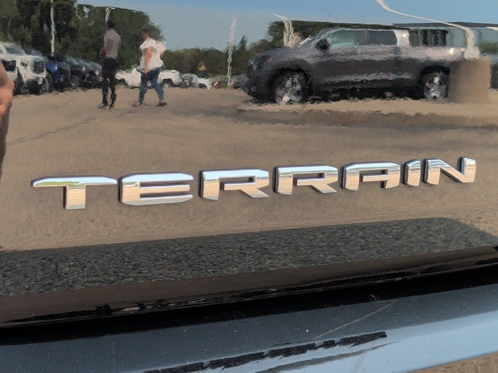 Used 2024 GMC Terrain SLT AWD/4WD image 41