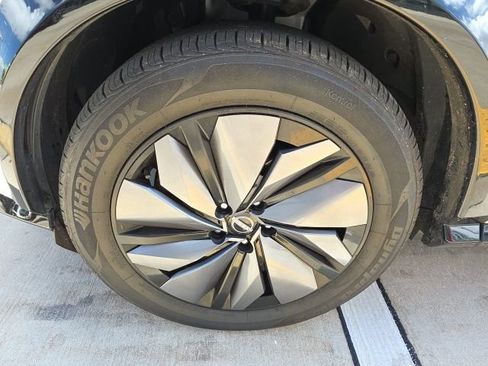 Used 2023 Nissan Ariya FWD image 10