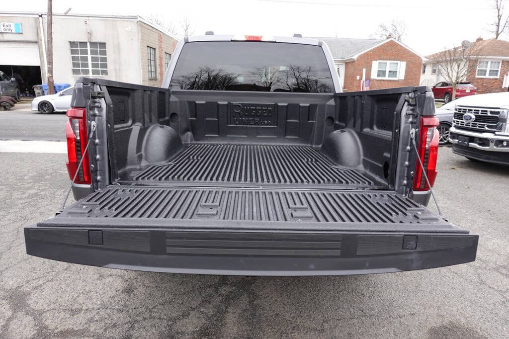 Used 2024 Ford F150 XLT w/ XLT Black Appearance Package AWD/4WD image 27