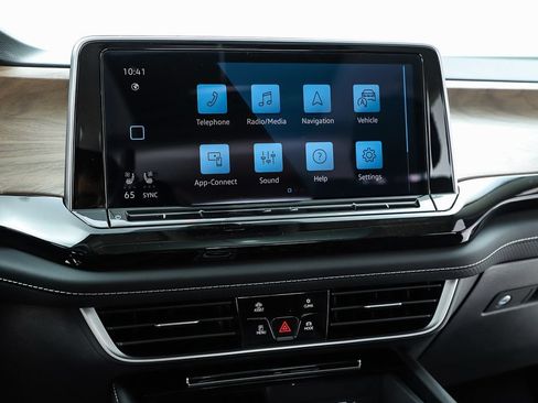 New 2026 Volkswagen Atlas SE FWD image 25