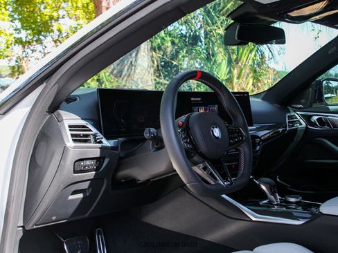 Used 2026 BMW M4 Competition image 41