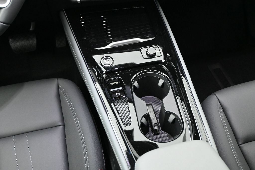 New 2026 Audi Q3 quattro 2.0T AWD/4WD image 18
