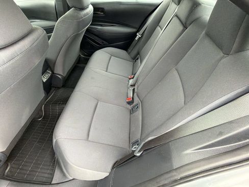 Used 2025 Toyota Corolla LE FWD image 24