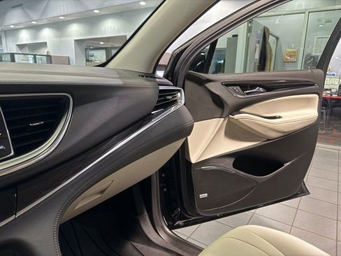 Certified 2023 Buick Enclave Premium image 27