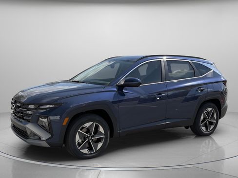 New 2026 Hyundai Tucson SEL FWD image 2