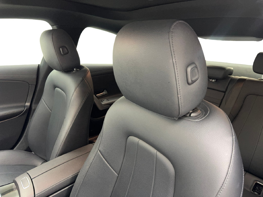 Used 2025 Mercedes-Benz CLA 250 image 28