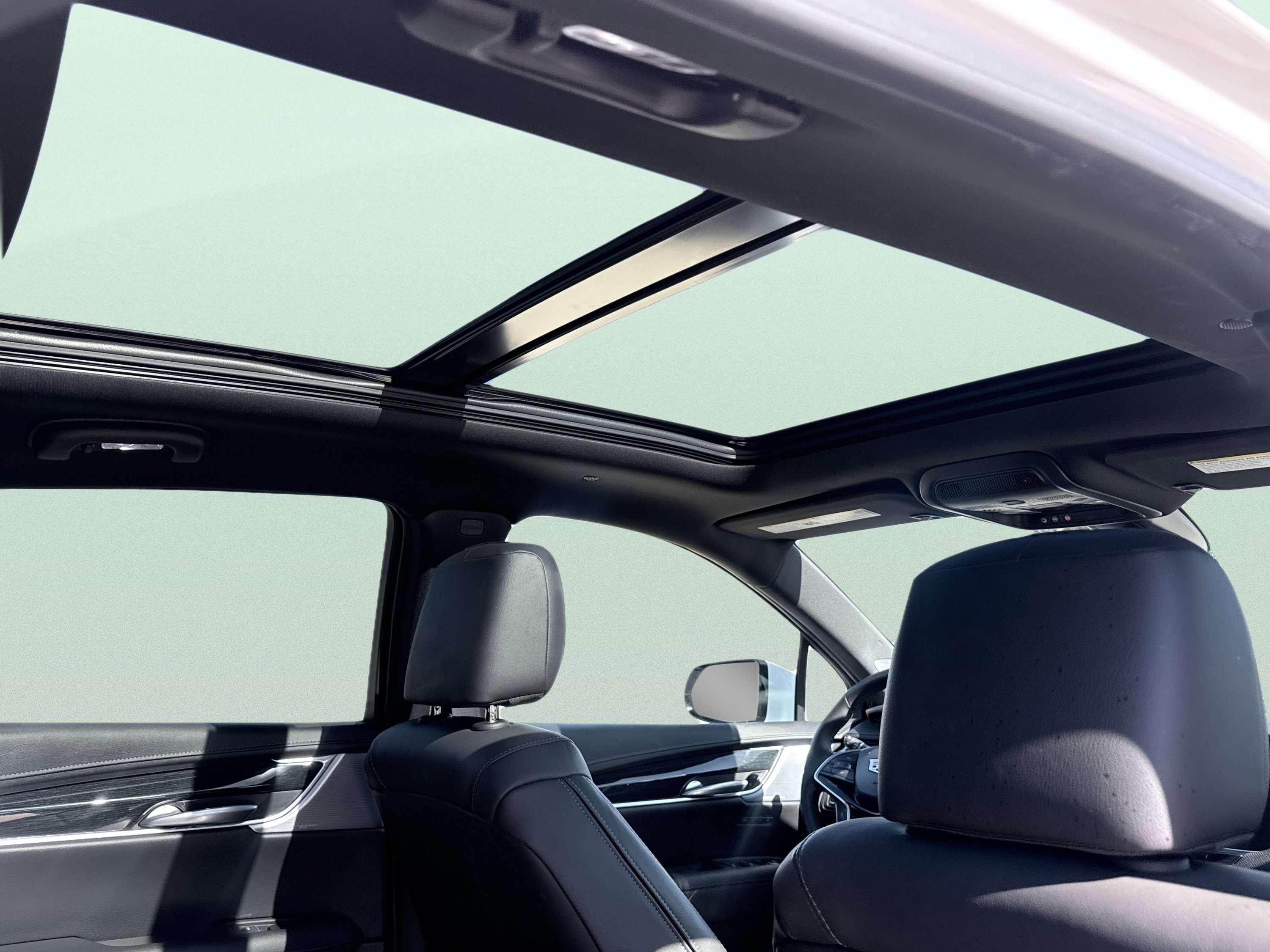 Used 2025 Cadillac XT5 Premium Luxury FWD image 39