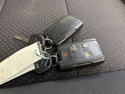 Used 2021 Chevrolet Silverado 1500 Custom w/ Custom Max Trailering Package image 43