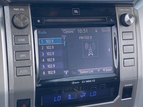 Used 2014 Toyota Tundra Limited image 27