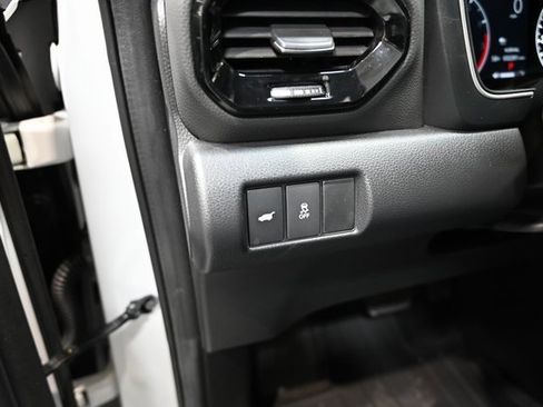 Used 2024 Honda Pilot Touring image 26