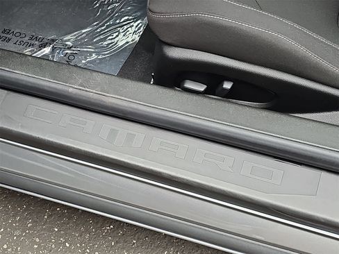 Used 2023 Chevrolet Camaro SS image 11