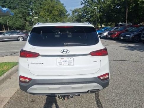Used 2019 Hyundai Santa Fe SE AWD/4WD image 5
