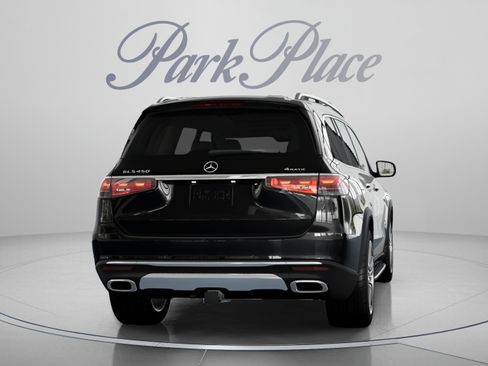 Used 2026 Mercedes-Benz GLS 450 4MATIC image 17