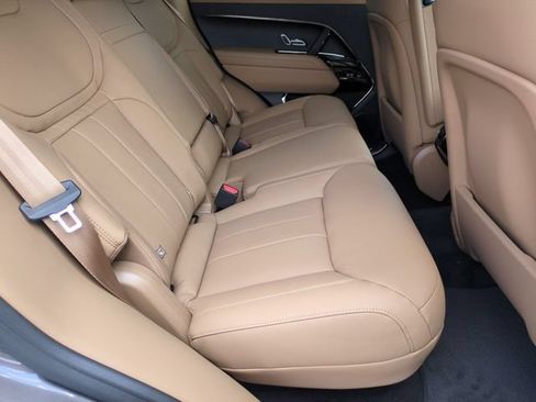 New 2026 Land Rover Range Rover Sport SE AWD/4WD image 17