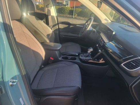 Used 2024 Kia Seltos S FWD image 5