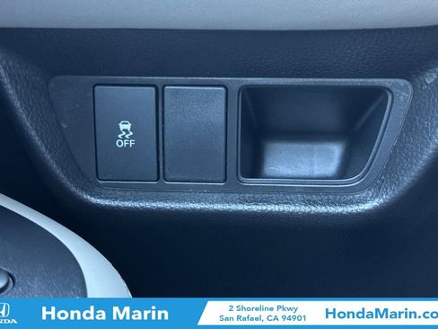 Certified 2026 Honda HR-V EX-L image 33