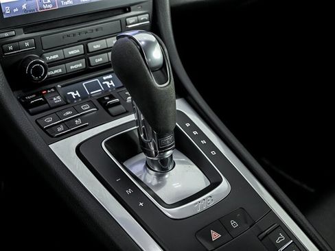 Used 2019 Porsche 718 Cayman GTS RWD image 30