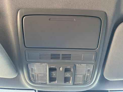 Used 2019 Honda CR-V EX image 27