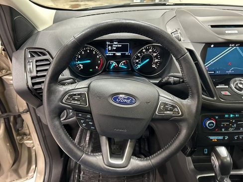 Used 2018 Ford Escape Titanium image 15