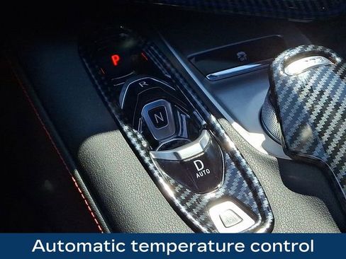 Used 2023 Chevrolet Corvette Stingray Coupe RWD image 9