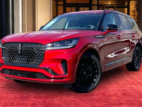 Used 2025 Lincoln Aviator Reserve w/ Equipment Group 201A image 1