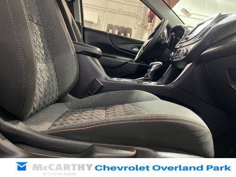 Used 2022 Chevrolet Equinox LT FWD image 29