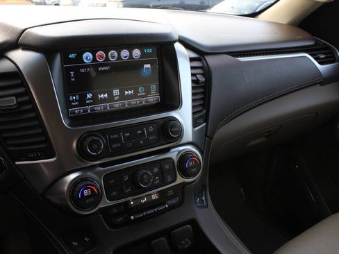 Used 2016 Chevrolet Tahoe LT w/ LT Signature Package image 24