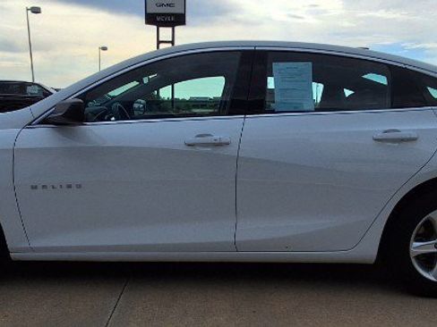 Used 2020 Chevrolet Malibu LS FWD image 5