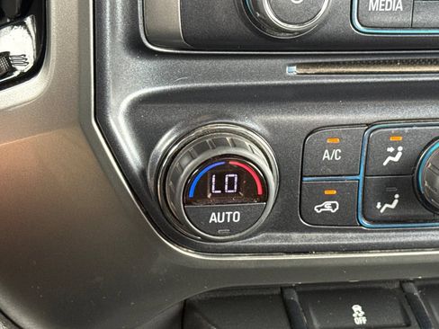 Used 2019 Chevrolet Silverado 1500 LT w/ All Star Edition AWD/4WD image 27