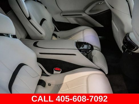 Used 2025 Ferrari Purosangue AWD/4WD image 45