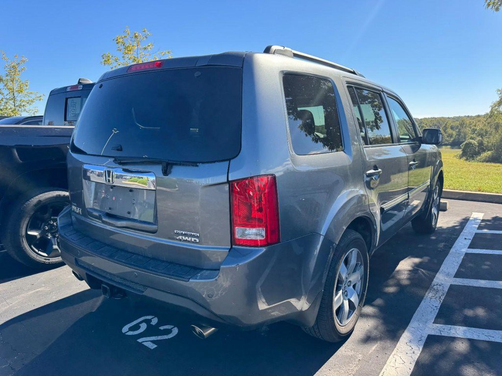 Used 2013 Honda Pilot Touring image 2