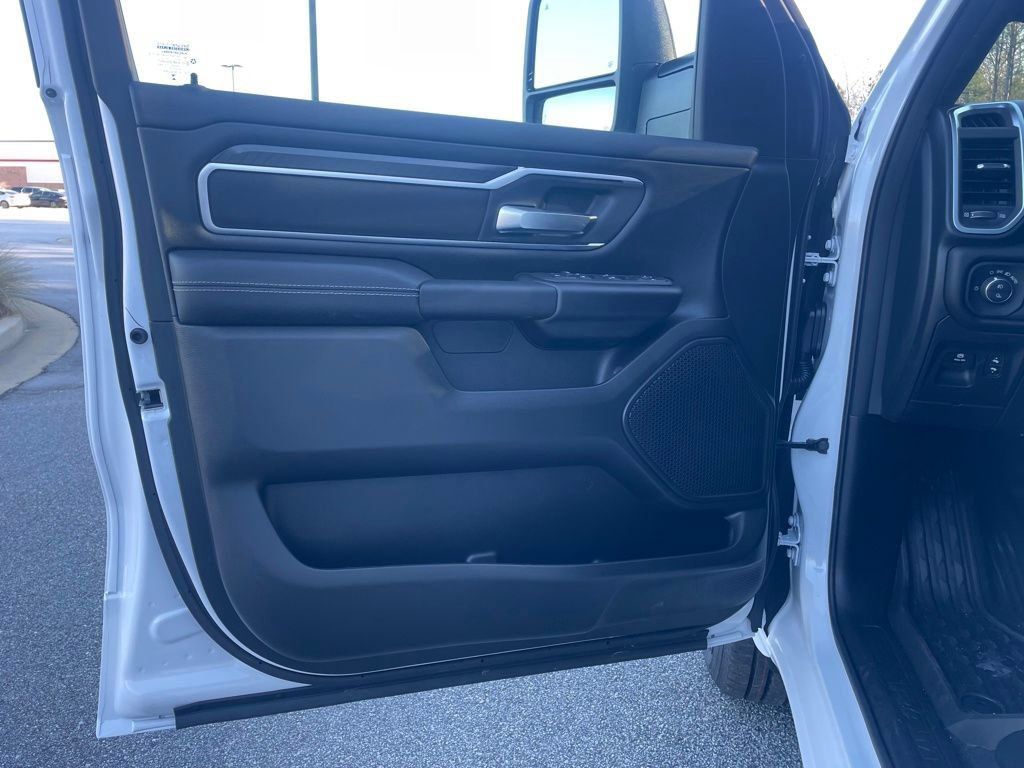 New 2026 RAM 1500 Big Horn AWD/4WD image 10