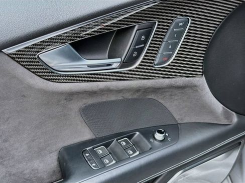 Used 2018 Audi RS 7 AWD/4WD image 19