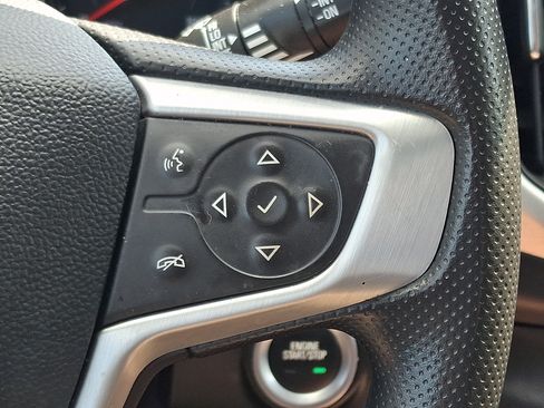 Used 2024 GMC Terrain SLE FWD image 22