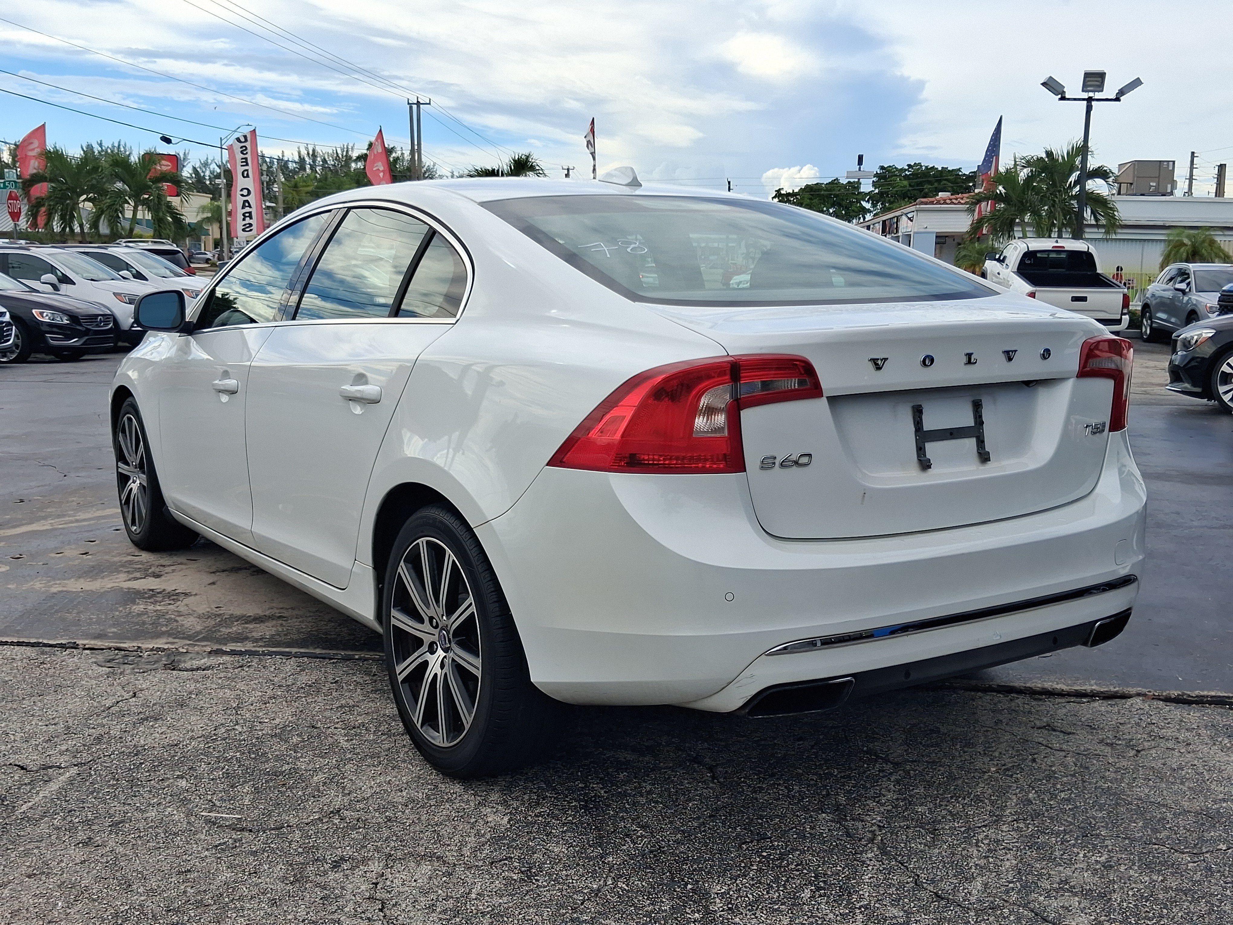 Used 2016 Volvo S60 T5 Premier FWD image 7