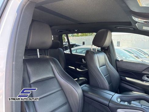 Used 2022 Mercedes-Benz GLS 450 4MATIC image 38