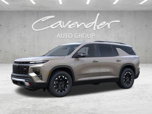 New 2027 Chevrolet Traverse Z71 w/ Enhanced Driving Package AWD/4WD image 2